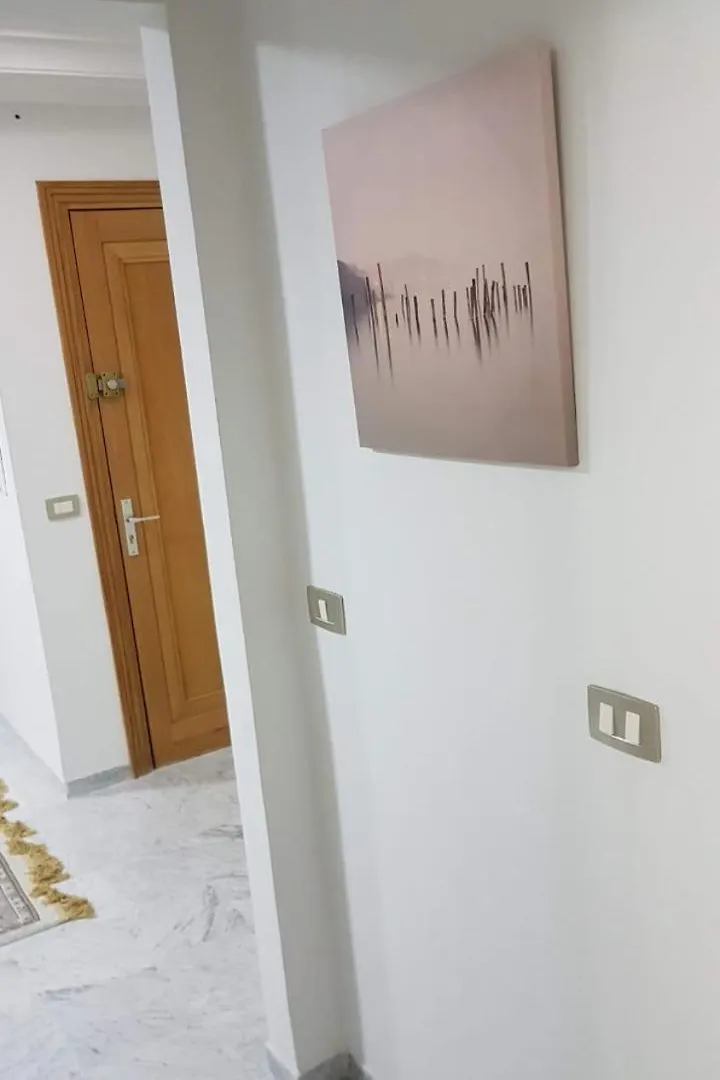 Appartement Luxueux A El Aouina Tunis Apartment